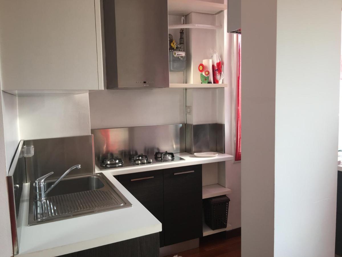 Splendido Bilocale Adiacente Metro M5 - Ca Granda Apartment Milan Bagian luar foto